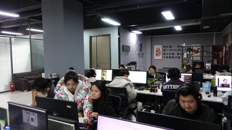 影视灯光租赁价格揭秘：揭秘一天多少钱的奥秘**