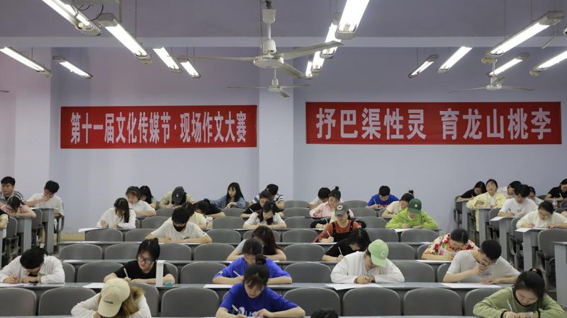 传媒公司资质办理失败，究竟卡在哪？**