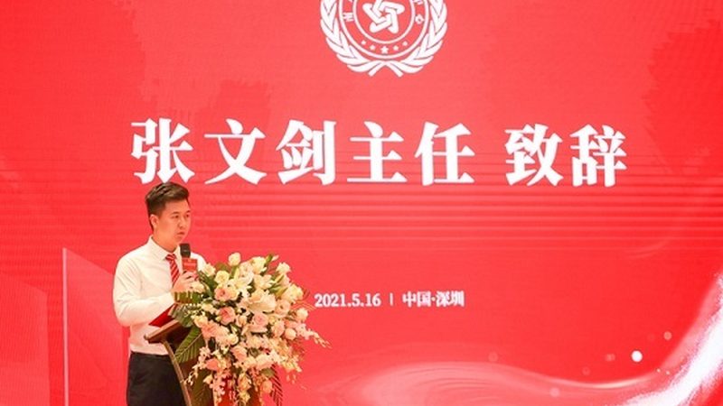 专业短视频拍摄，三脚架如何选？揭秘其背后的秘密**